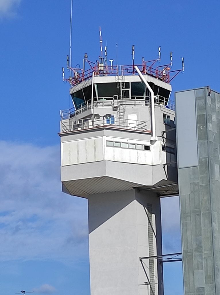 Girona-Costa-Brava-Airport-Control-Tower-managed-by-ENAIRE-766x1024